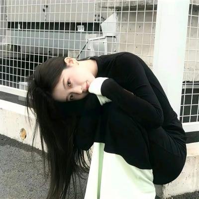 弯曲幸运草
